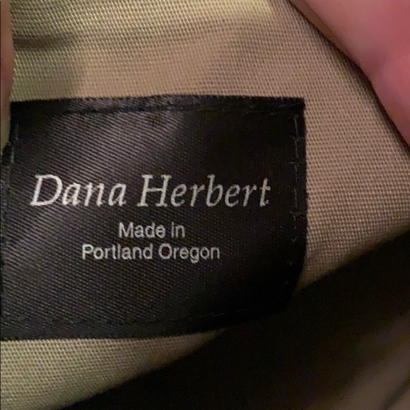 Handmade crossbody bag by Dana Herbert - Picture 5 of 5